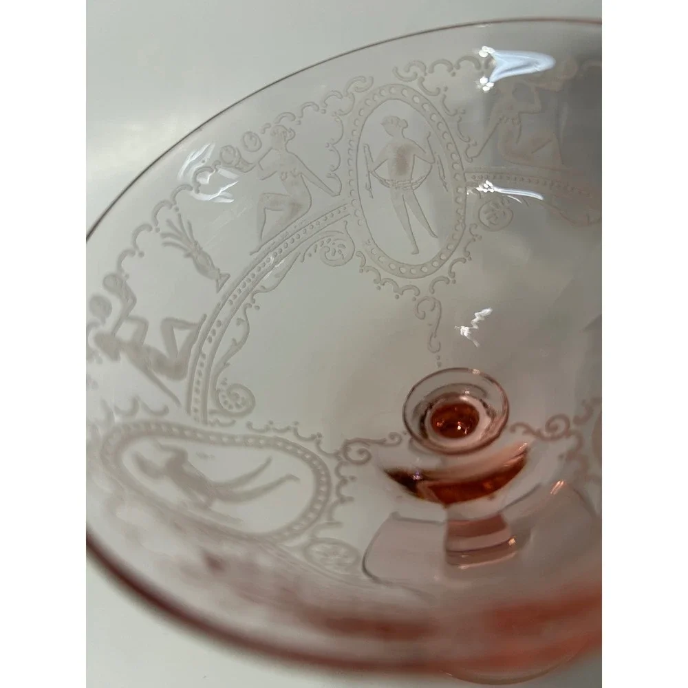 Vintage Pink FRY30 Women in Cameo Etched Champagne/Sherbet 5-1/4